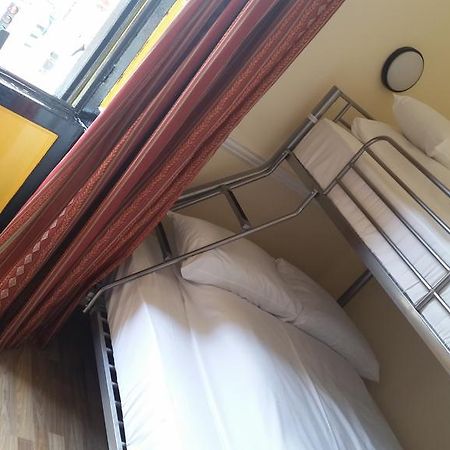 Hostel The Holyhead Dublin Exterior foto