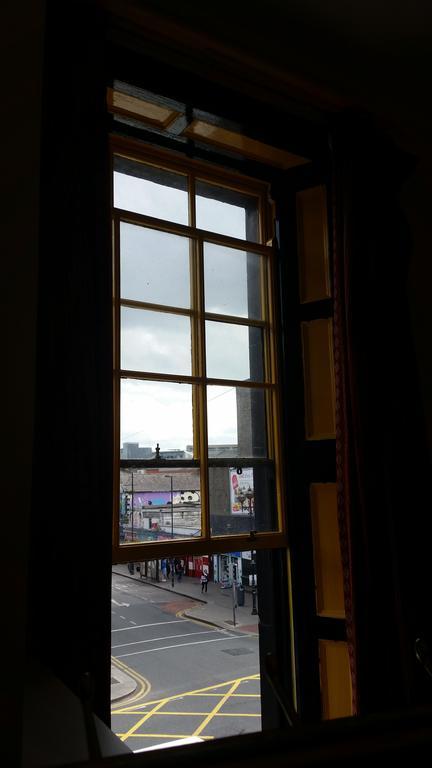 Hostel The Holyhead Dublin Exterior foto