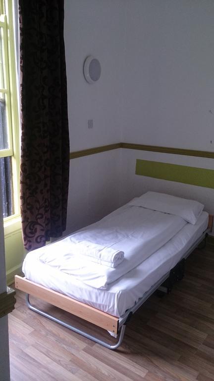 Hostel The Holyhead Dublin Exterior foto