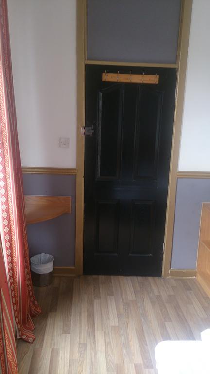 Hostel The Holyhead Dublin Exterior foto